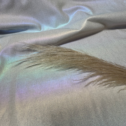 Reststück schimmernder Regenbogen Leinenstoff 2M (Leinen)